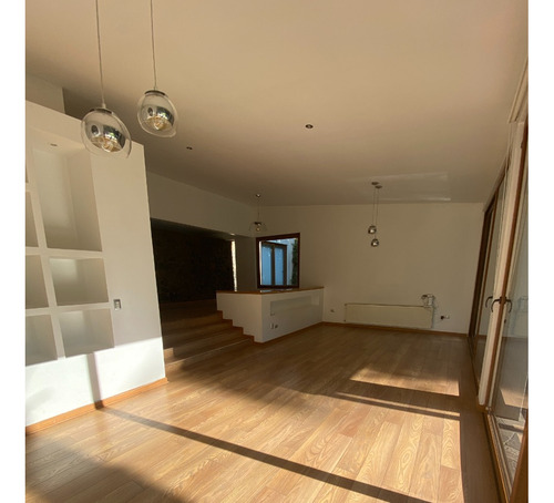 Arriendo Casa NO 4D en suite Walk-in cl&oacute;set 3B 5E 1B El Array&aacute;n - Lo Barnechea