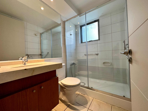 Arriendo Departamento NP 2D en suite Walk-in cl&oacute;set 2B 1E 1B Metro Manquehue - Apumanque - Las Condes