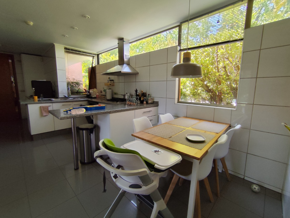 Arriendo Casa 5D en suite Walk-in cl&oacute;set 4B 2E 1Bd Los Trapenses - Lo Barnechea