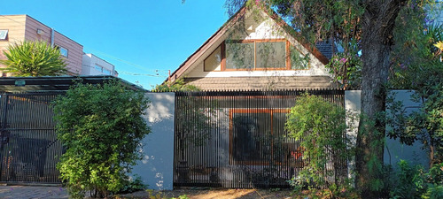 Venta Casa 5D en suite 4B 2E 1B La Llaver&iacute;a - Vitacura