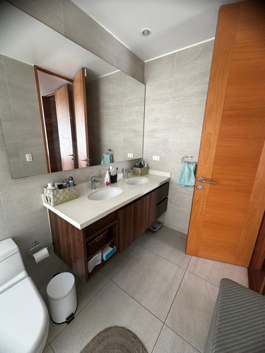 Venta Casa SO 4D en suite Walk-in cl&oacute;set 3B 2E 1B Chicureo - Colina