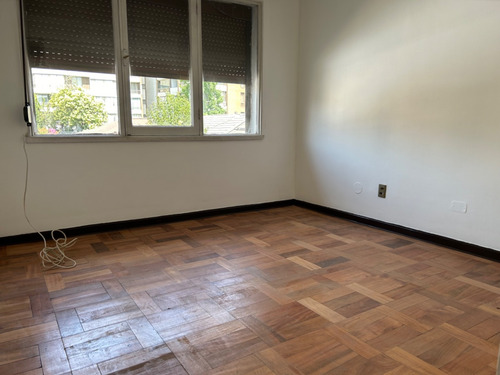 Arriendo Casa 3D 2B 3E Sebasti&aacute;n Elcano - Las Condes