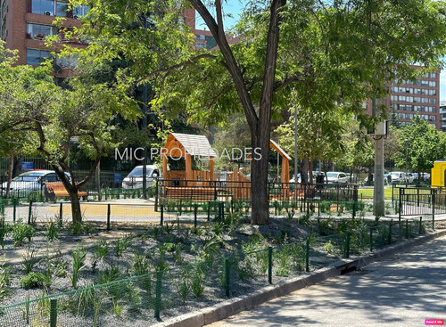 Venta Casa N 4D en suite Walk-in cl&oacute;set 2B 2E 1B La Llaver&iacute;a - Vitacura