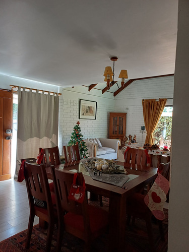 Venta Casa NO 5D en suite Walk-in cl&oacute;set 4B 3E 1B La Dehesa - Lo Barnechea