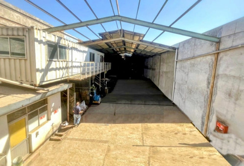 Propiedad Industrial Con Galp&oacute;n Y Terreno Aleda&ntilde;o