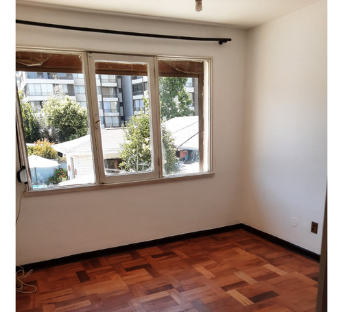 Arriendo Casa NO 3D 2B 3E Sebasti&aacute;n Elcano - Las Condes