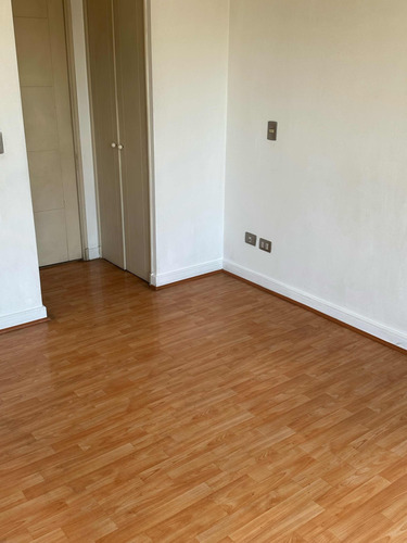 Venta Departamento 2D 2B 1E Metro Monse&ntilde;or Eyzaguirre - &Ntilde;u&ntilde;oa
