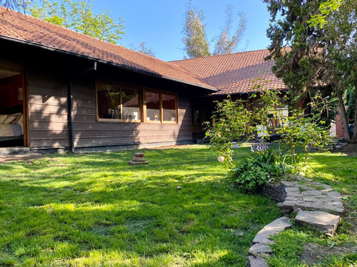 Arriendo Casa NO 5D en suite Walk-in cl&oacute;set 3B 2E 1B Sebasti&aacute;n Elcano - Las Condes