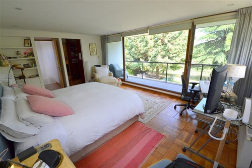 Arriendo Casa 4D en suite Walk-in cl&oacute;set 3B 3E 1B Juan XXIII - Vitacura