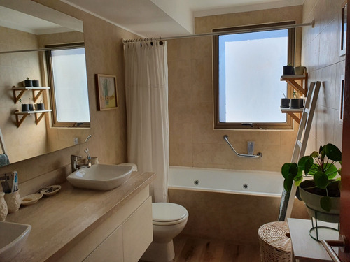 Arriendo Departamento SO 4D en suite Walk-in cl&oacute;set 4B 2E 1B Parque Bicentenario - Vitacura