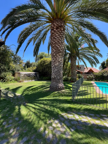 Venta Casa NO 5D en suite Walk-in cl&oacute;set 5B 6E 2B Carlos Ossand&oacute;n - La Reina