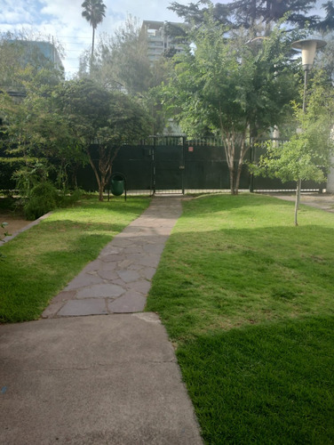 Venta Departamento NO 4D en suite 3B 1E 1B Barrio El Golf - Las Condes