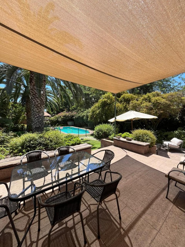 Venta Casa NO 5D en suite Walk-in cl&oacute;set 5B 6E 2B Carlos Ossand&oacute;n - La Reina