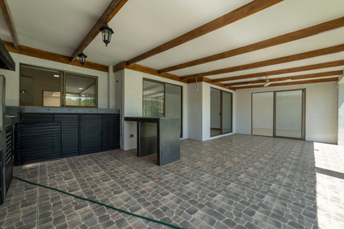 Venta Casa 3D en suite Walk-in cl&oacute;set 3B 4E 1B Chicureo - Colina