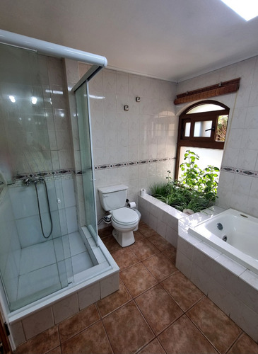 Venta Casa NO 5D en suite Walk-in cl&oacute;set 4B 3E 1B La Reina Alta - La Reina