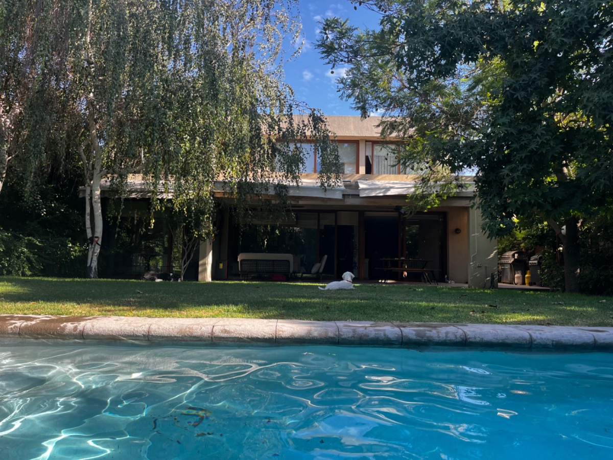 Venta Casa 5D 4B 2E 1Bd Chicureo - Colina