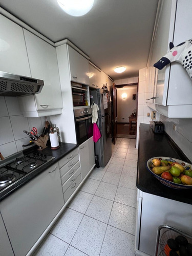 Venta Departamento SO 4D en suite Walk-in cl&oacute;set 3B 1E 1B Metro Escuela Militar - Las Condes