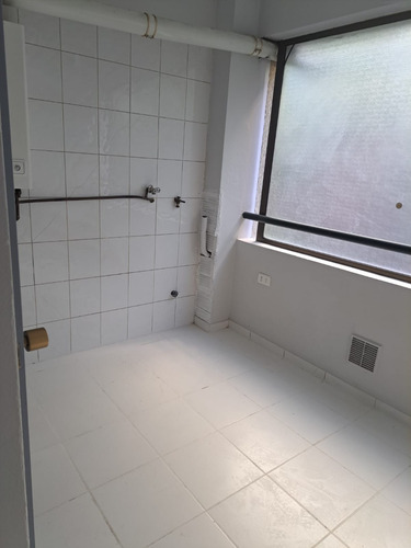 Arriendo Departamento SO 4D en suite 3B 1E 1B Las Lilas - Providencia