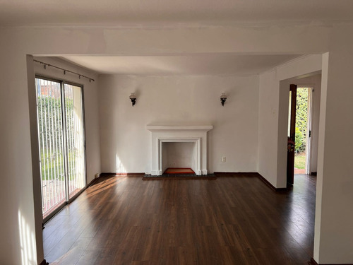 Arriendo Casa 4D 2B 1E 1B Rotonda Atenas - Las Condes