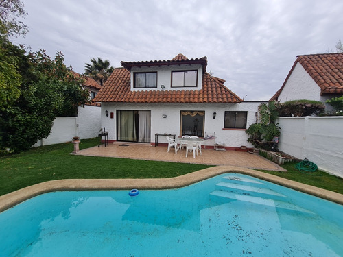 Venta Casa 5D 3B 2E Carlos Ossand&oacute;n - La Reina