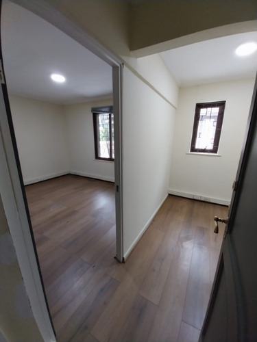 Arriendo Oficina 4B 3E 1B Vaticano - Las Condes