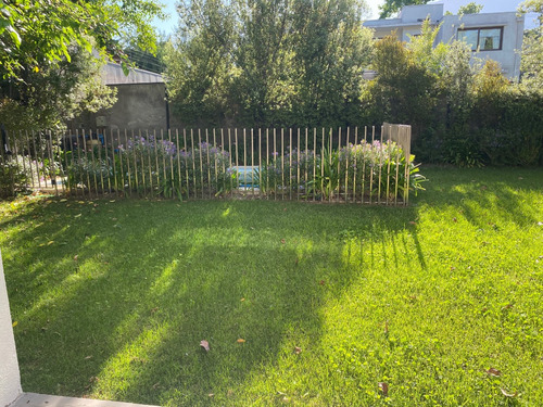 Venta Casa SO 4D en suite Walk-in cl&oacute;set 4B 5E 2B Carlos Ossand&oacute;n - La Reina