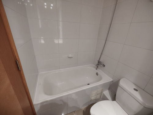 Arriendo Departamento NO 2D en suite Walk-in cl&oacute;set 2B 1E 1B Metro Hernando de Magallanes - Las Condes