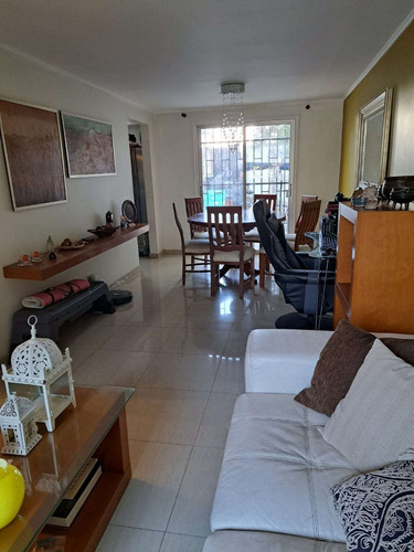 Venta Casa O 3D 2B 2E Francisco de Villagra - La Reina