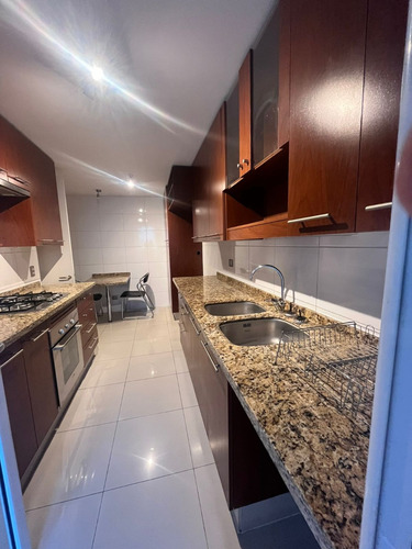 Arriendo Departamento 3D en suite Walk-in cl&oacute;set 3B 2E 1B San Carlos de Apoquindo - Las Condes