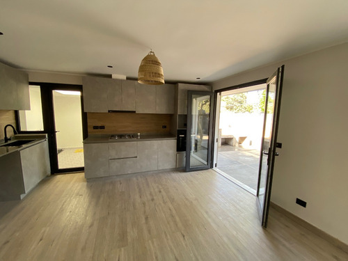 Venta Casa NO 3D 2B 2E 1B Juan XXIII - Vitacura