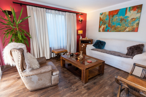 Venta Casa NOSP 4D en suite Walk-in cl&oacute;set 4B 3E 1B Carlos Ossand&oacute;n - La Reina