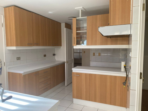 Arriendo Casa 5D 4B 2E San Carlos de Apoquindo - Las Condes