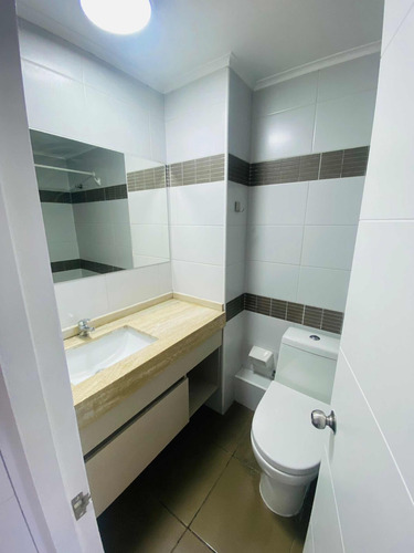 Arriendo Departamento 2D en suite 2B 1E 1B Barrio Italia - Providencia