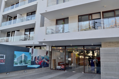 Arriendo Departamento O 2D en suite 2B 1E Metro Hernando de Magallanes - Las Condes