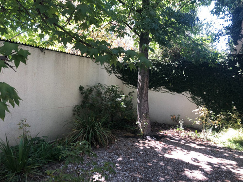 Venta Casa NO 6D 5B 3E 1B Metro Escuela Militar - Las Condes