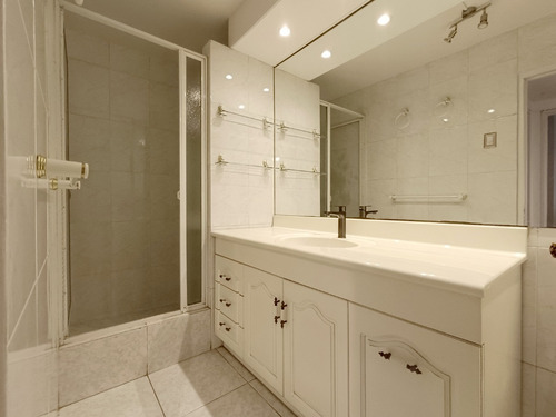 Arriendo Departamento P 3D Walk-in cl&oacute;set 2B 1E 1B Plaza Italia - Providencia