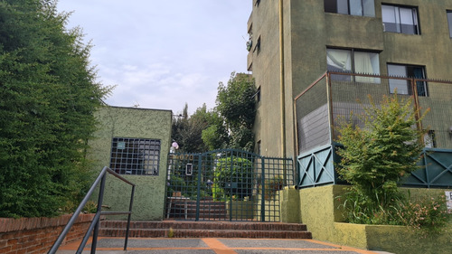 Venta Departamento 2D 1B Antigua Lo Barnechea - Lo Barnechea