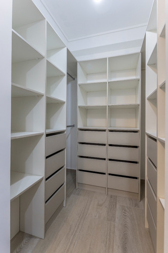 Venta Casa NO 4D en suite Walk-in cl&oacute;set 3B 2E Metro Pr&iacute;ncipe de Gales - Country Club - La Reina