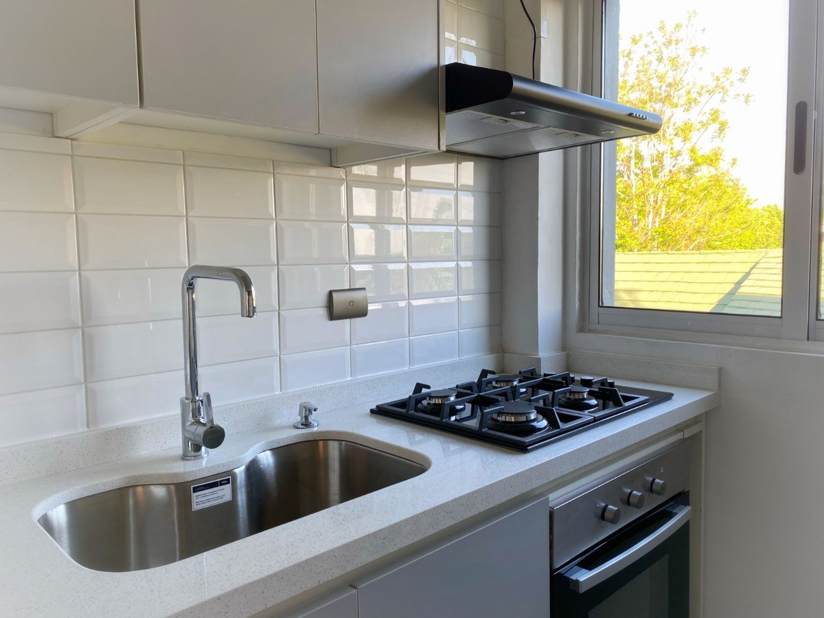 Arriendo Departamento 2D 2B 1E Metro Bilbao - Providencia