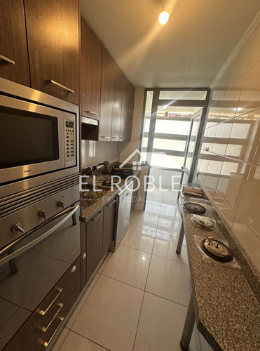Arriendo Departamento SP 2D en suite 2B 1E 1B Metro Manquehue - Apumanque - Las Condes
