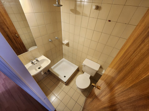 Arriendo Departamento NO 3D en suite Walk-in cl&oacute;set 3B 1E 1B Metro Manquehue - Apumanque - Las Condes