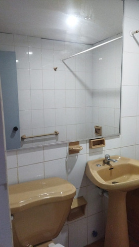 Arriendo Casa 6D en suite 3B 3E 1B  - Vitacura