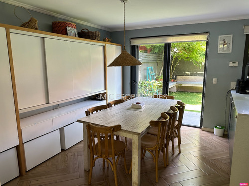 Venta Casa N 4D en suite Walk-in cl&oacute;set 2B 2E 1B La Llaver&iacute;a - Vitacura