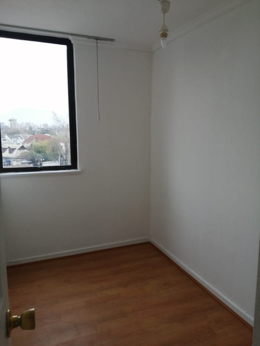 Arriendo Departamento 3D en suite 2B 1E 1B Campus Oriente - Providencia