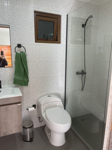 Venta Casa SO 5D en suite Walk-in cl&oacute;set 5B 4E 1B El Array&aacute;n - Lo Barnechea