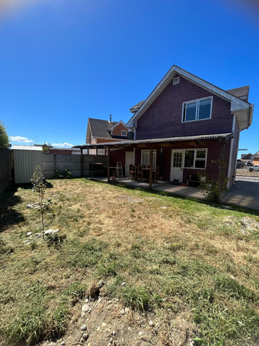 Arriendo Casa O 3D en suite Walk-in cl&oacute;set 3B 3E 1B  - Puerto Varas