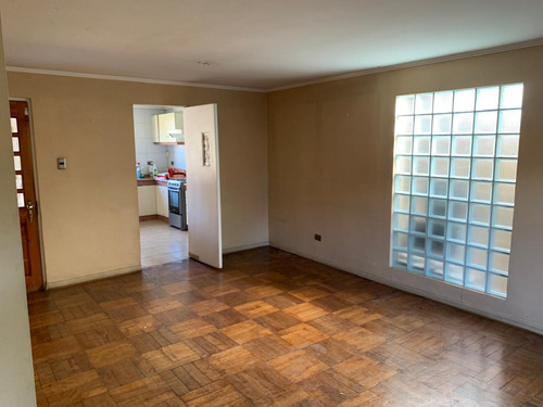 Arriendo Casa 3D 2B 1E Rotonda Atenas - Las Condes