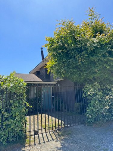 Arriendo Casa NO 3D en suite 2B 1E 1B  - Puerto Varas