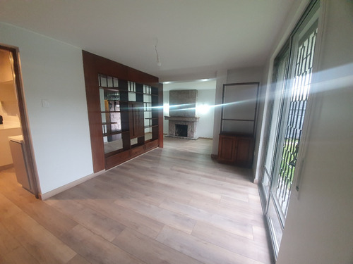 Venta Casa NOSP 5D en suite 3B 2E 1B Los Dominicos - Las Condes