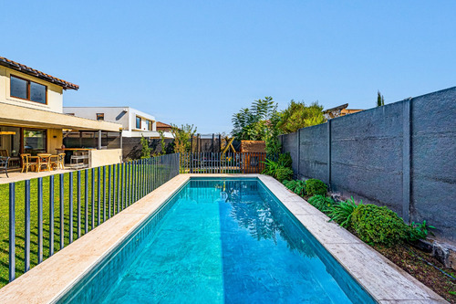 Venta Casa NO 3D en suite 3B 3E Chicureo - Colina